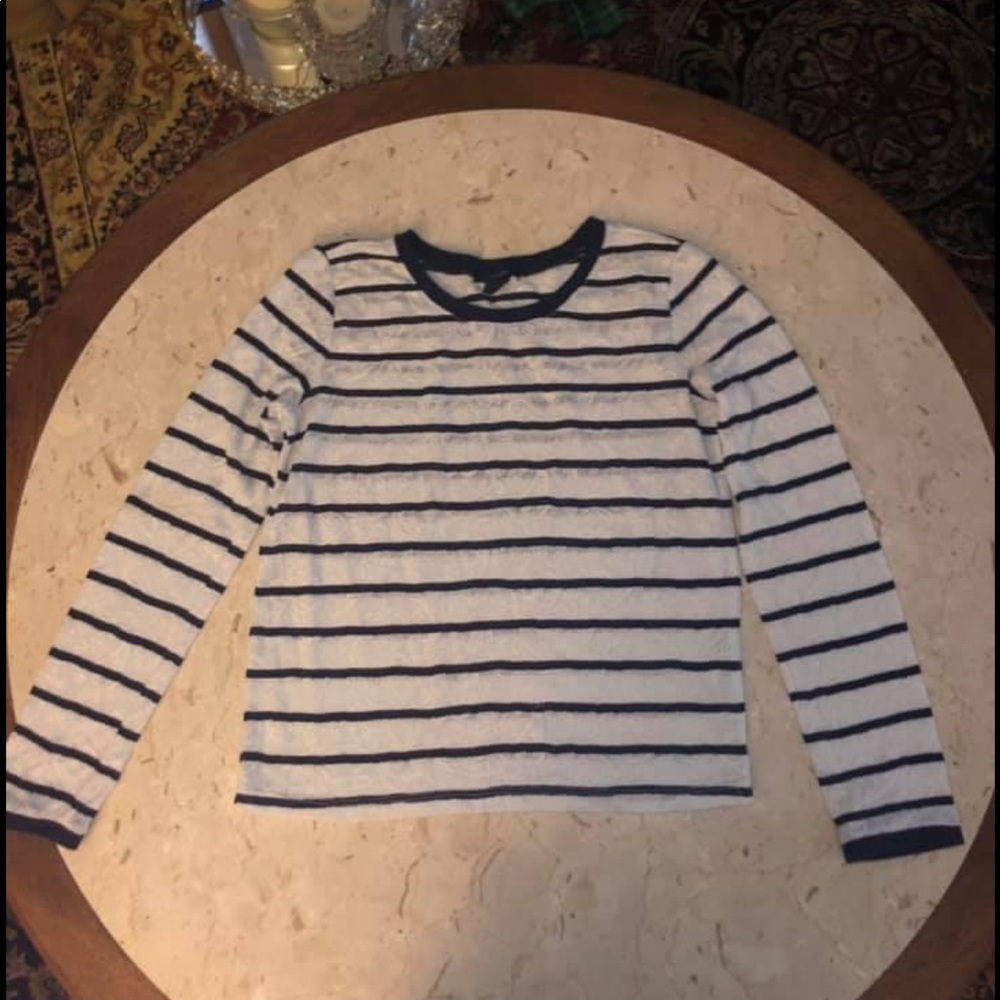 Lace / Semi-Sheer Blouse Shirt \ Forever 21